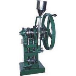 TABLET MAKING MACHINE (HAND OPERATED)